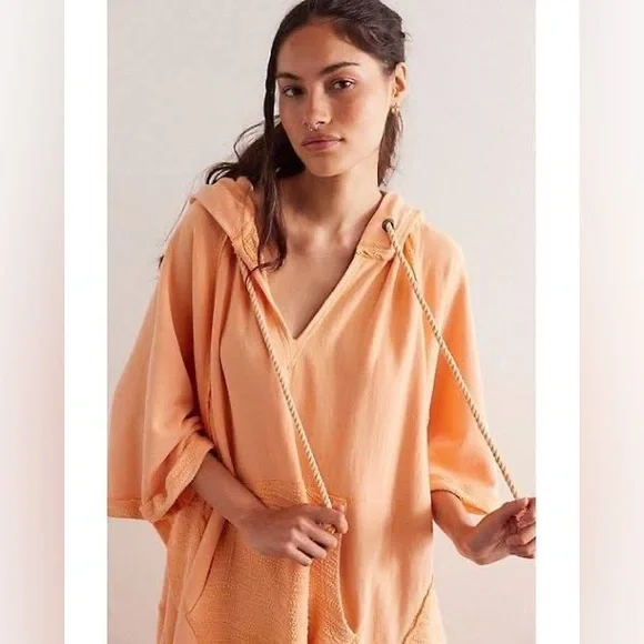 Free People We The Free So Fresh Poncho Size M